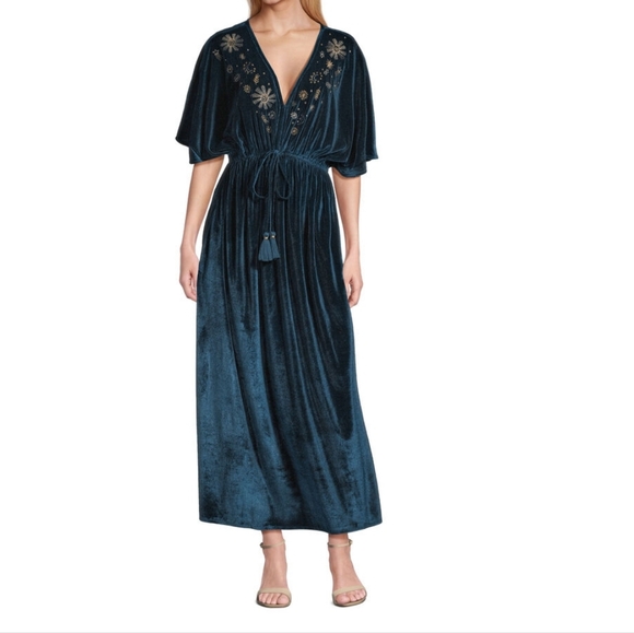 World Market Mira Celestial Embroidered Maxi Dress (L/XL) - Picture 4 of 15